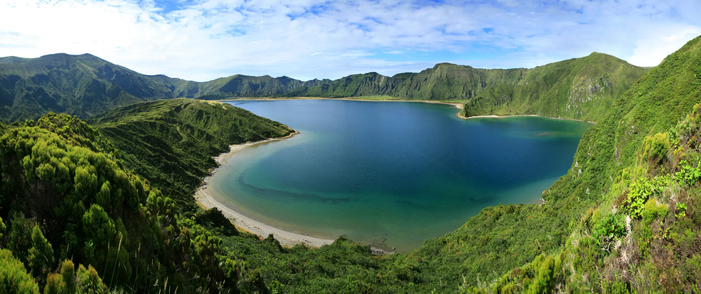 AZORY - OSTROVY UPROSTŘED ATLANTIKU