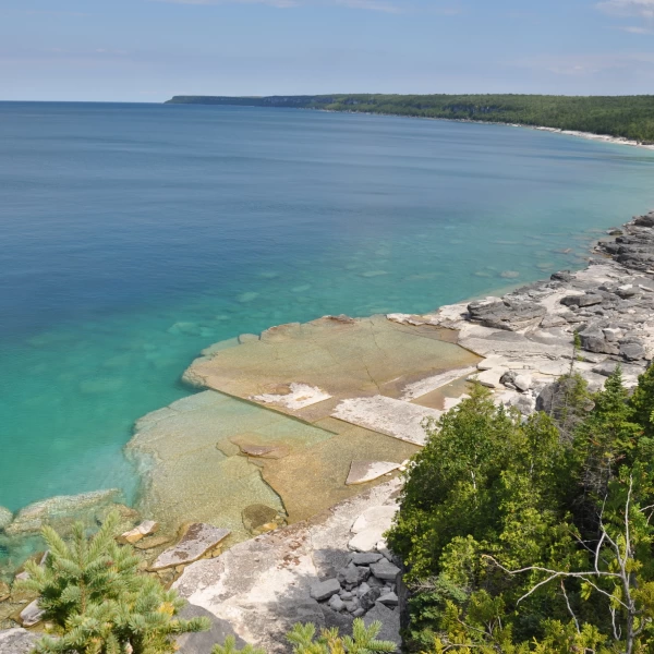 Nádherný výhled na záliv George v Bruce Peninsula N.P., Kanada