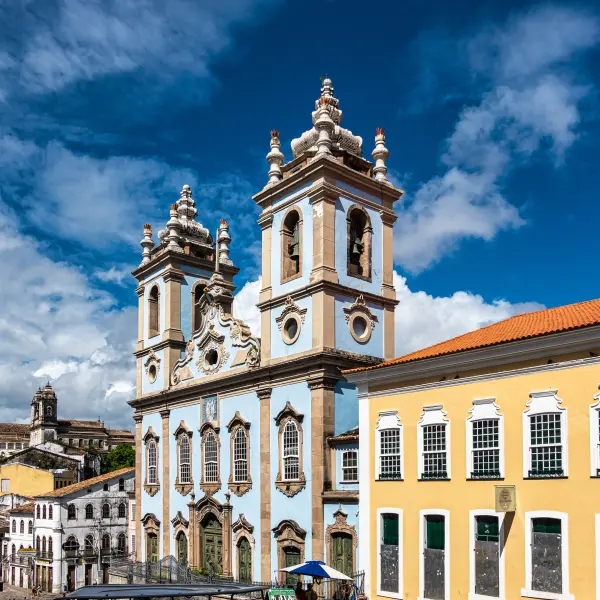 Barevné domy v Salvadoru, Brazílie