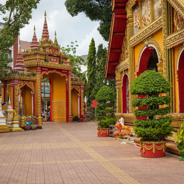 Ikonický budhistický chrám Wat Si Muang, Vientiane, Laos