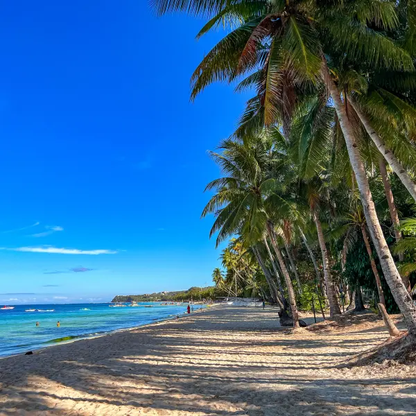 Bílá pláž, Boracay, Filipíny
