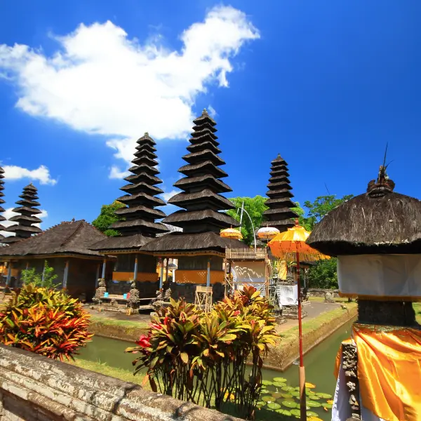 Všudypřítomné pagody, Bali, Indonésie